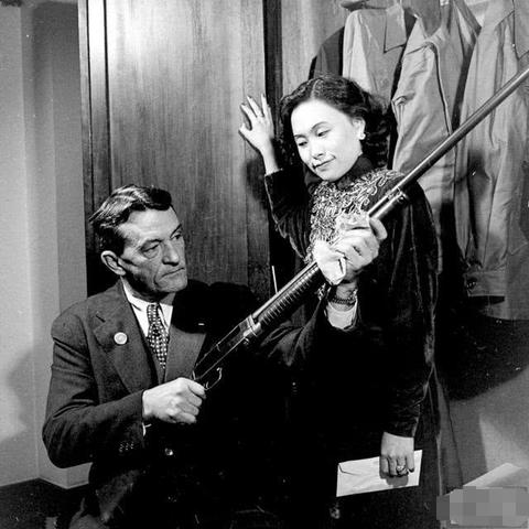 《地球防卫军6》评测：畅快体验，全新战术革新！