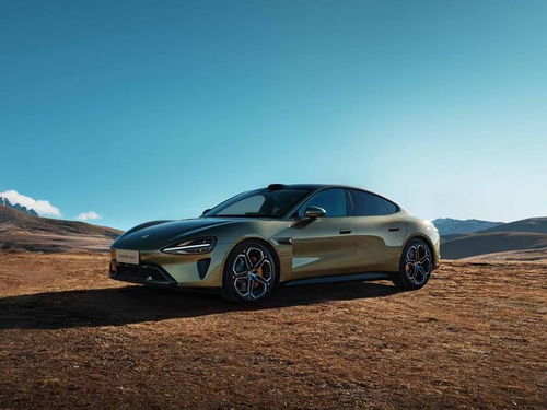 雷军回应续航争议：特斯拉超越真相与误解解析