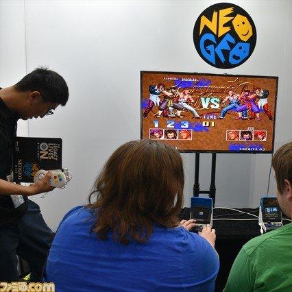 NEOGEO mini复刻版开箱评测：重温经典，体验极致游戏新价值