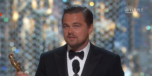 小李子小辣椒30年重逢，初吻揭秘再现经典瞬间