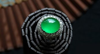 爱马仕新品售价1.8万引热议，官方回应揭示悠悠球收藏新潮流