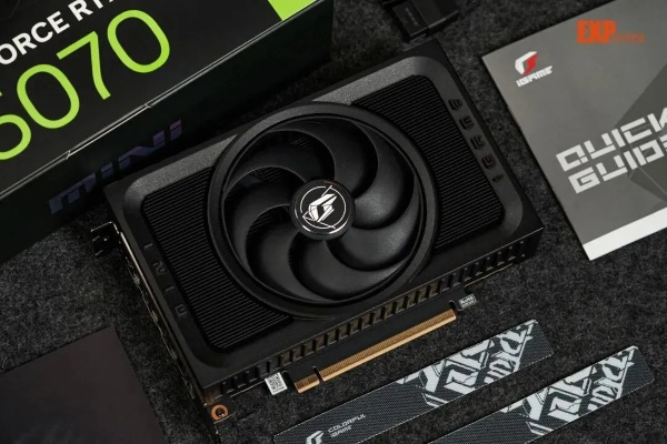 深度解析：18cm迷你巨兽！七彩虹iGame GeForce RTX 5070 Mini OC 12GB显卡性能揭秘