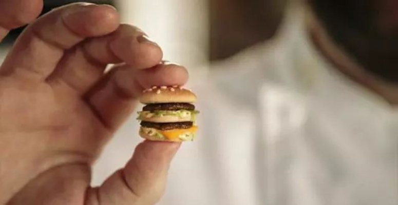 迷你汉堡直径仅8厘米，揭秘麦当劳极致缩放新潮流