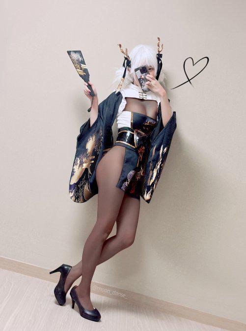 《胜利女神妮姬》画师还原笔触，Cosplay新演绎，视觉盛宴启航