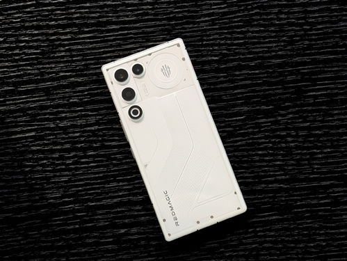 全球独占真全面屏，红魔11 Air Air无刘海无挖孔新体验