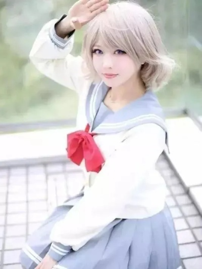 二次元Coser华丽转身，三次元影坛新星闪耀登场