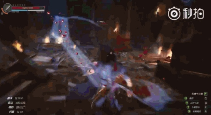 国产新游实机测试：女主战斗越激烈，装备越性感惊艳