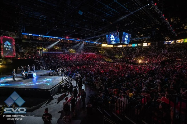 EVO2017，那场改写格斗游戏史的冷门决赛，你真的看懂了吗？