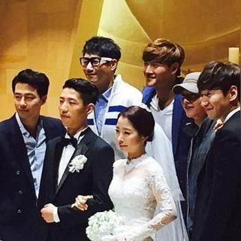 金钟国妻子身份曝光：揭秘相识多年的亲妹妹情深