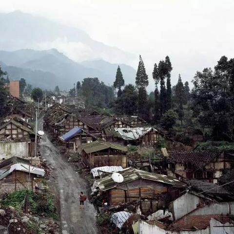 《宇宙牌加油站》2月12日Steam体验开启，荒诞联机经营新潮流！