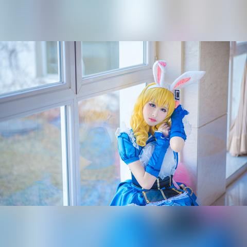 全球粉丝齐聚，爱丽丝生日Cosplay盛宴盛大开启
