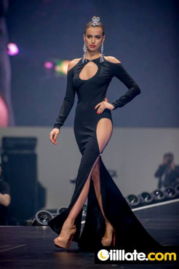 伊莲娜亲曝：C罗背叛真相，情感裂痕新视角