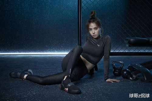 剑星女主造型爆火，紧身胶衣配大雷，绝美超吸睛