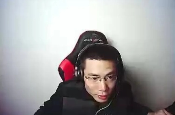 大司马连麦撞见女装大佬，一开口当场懵了