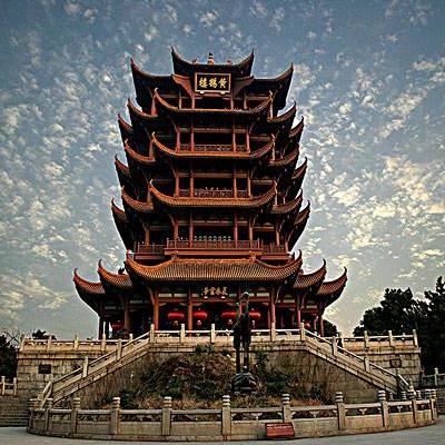 日本男子因喜欢中国文化 全文背滕王阁序免票进景区