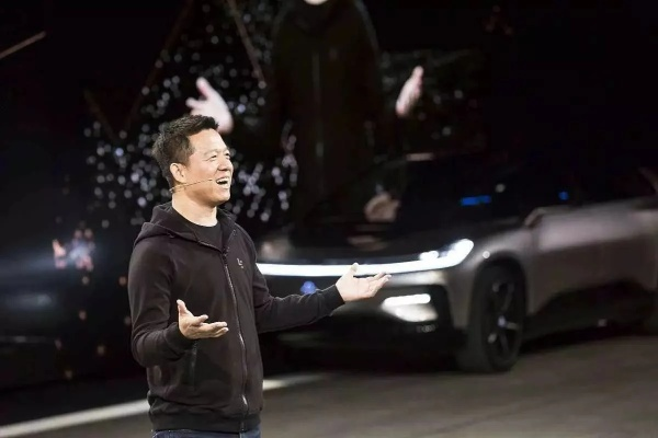 贾跃亭喊话马斯克我们是战友，FF与特斯拉的战友局藏着哪些新能源破局密码？