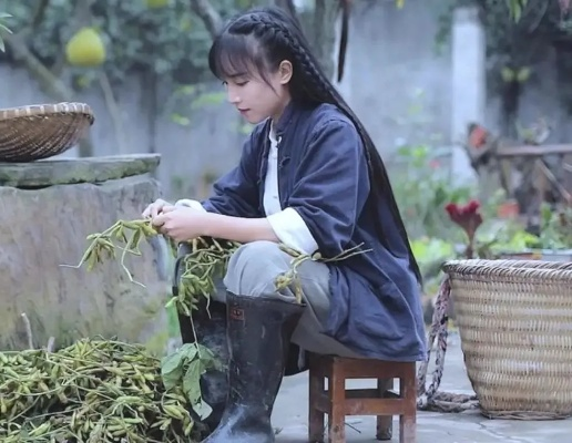 李子柒回应账号断更 马年想多陪陪奶奶