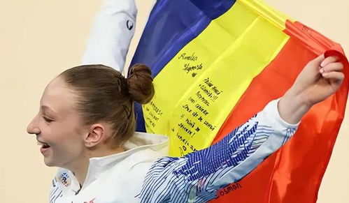 谷爱凌巅峰一战夺五枚奖牌，摔碎头盔忍委屈，这一战太让人破防