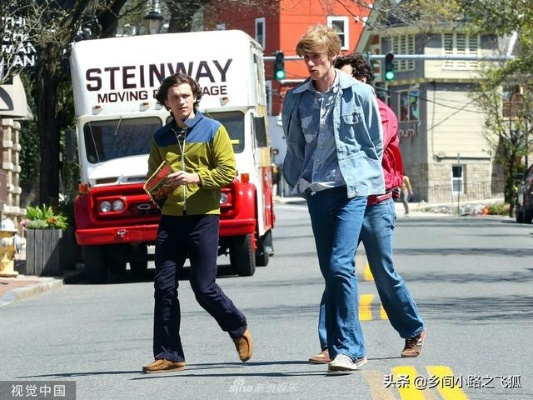 “乔尔”演员新男友曝光！与伴侣在纽约街头举止亲密