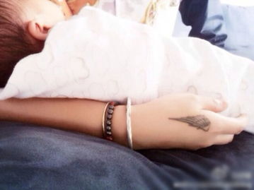 日本写真偶像胸腔X光照片，为何引发网友热议？