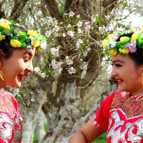 红色沙漠非魂类却挑战拉满？探索驱动的难度设计怎么玩