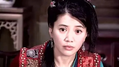 邱璎珞凭什么成龙门镖局顶流？毒医技能、嘴炮话术与职场智慧全拆解