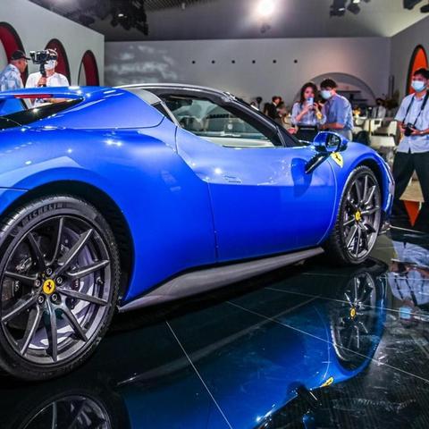 2026街头篮球SF必备技能怎么选？场景化搭配+实战干货稳上分