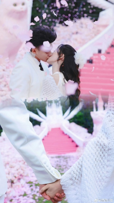 蒙眼玫瑰示爱照零翻车攻略，3大场景+5个出片技巧，2026告白爆款玩法