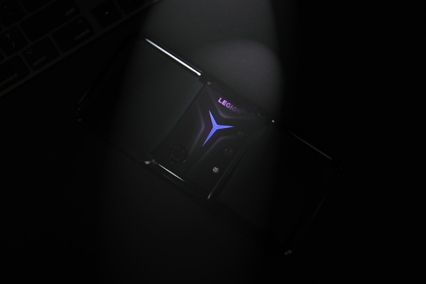 拯救者2Pro 2026实测，电竞旗舰能兼顾日常？帧率/散热/肩键全解析