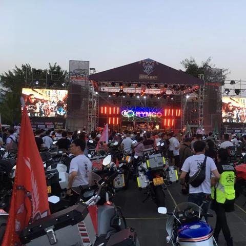 想找真正的女凝游戏？不眠夜工作室夜幕之下来了