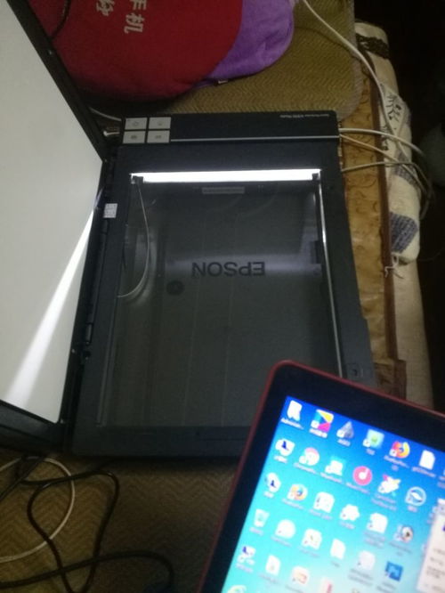 CS2德国玩家获X光扫描仪 开箱前能透视