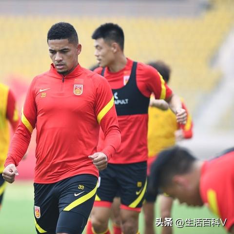 2026年CF尼泊尔怎么领？全类型枪械领取渠道+隐藏福利深度解析