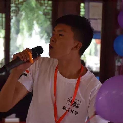 朋友聚会，和朋友一起过梦想中的生活