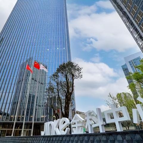 独家拆解热辣滚烫首曝预告，喜剧励志新范式藏了哪些破局点？