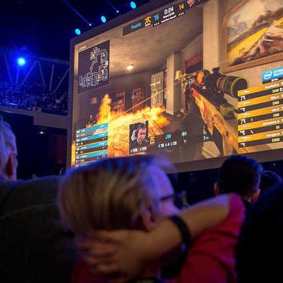 反恐精英2颠覆换弹机制，FPS体验革新上线