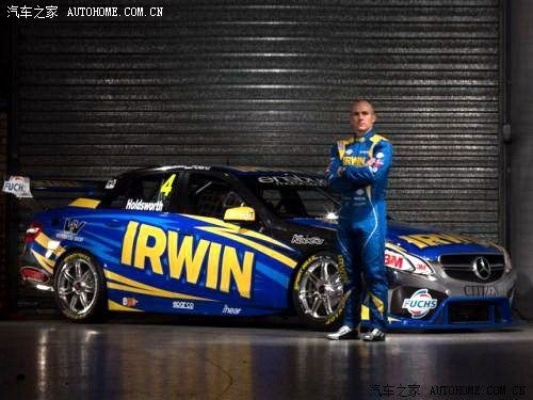 V8时代绝唱！2013 F1赛季冷门战术、赛车调校与冠军博弈全解析