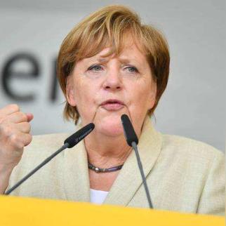 我的世界全球首家主题乐园2027英国开 玩家终于盼到确切时间