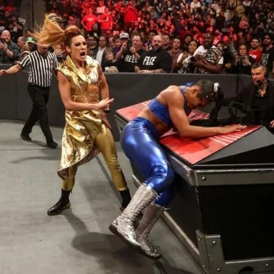 美国职业摔跤类型全拆解，新手如何精准匹配适配自己的热门赛事？