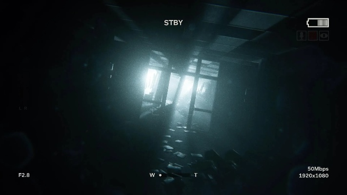 独家拆解Outlast2，潜行通关技巧、隐藏剧情隐喻与恐怖场景应对全攻略