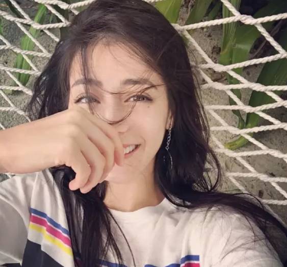 迪丽热巴一次性晒100+张自拍，类型拆解&普通人能抄的灵感指南